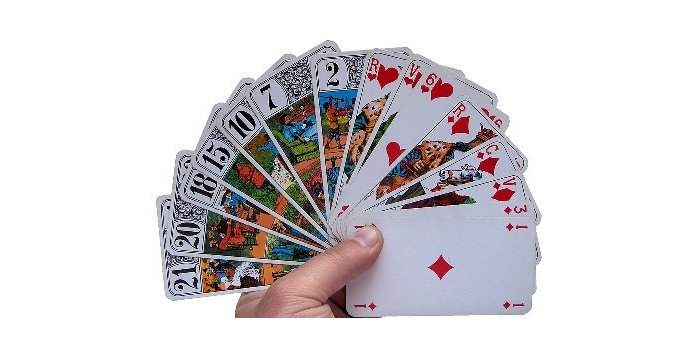 Soirée Tarot et Scrabble (en Français)